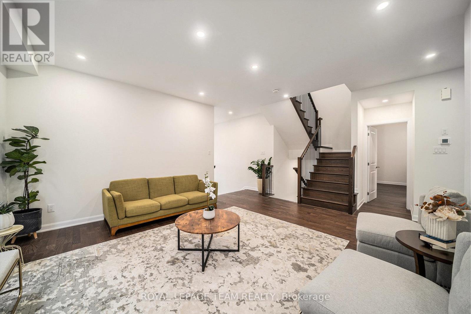 189 Lynn Coulter Street