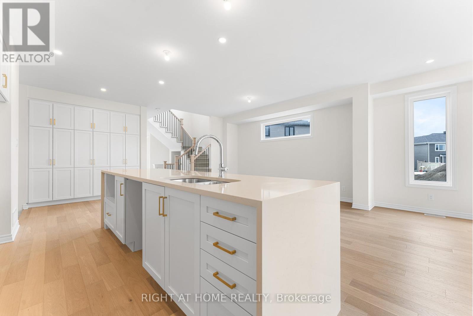 118 Lumen Place