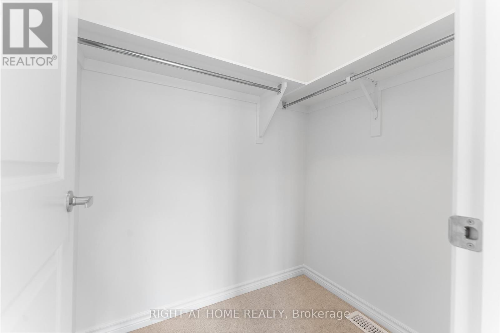 118 Lumen Place