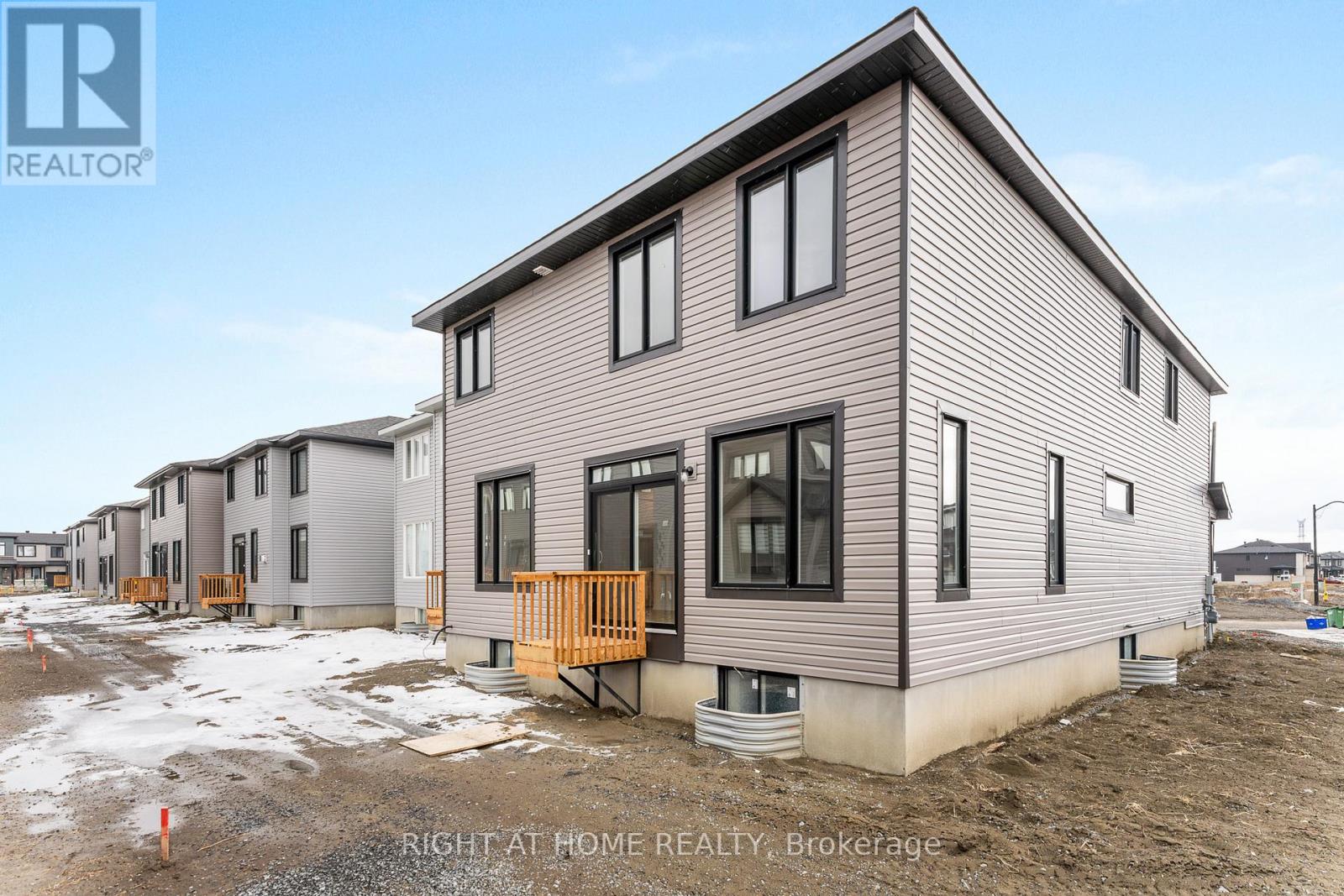 118 Lumen Place