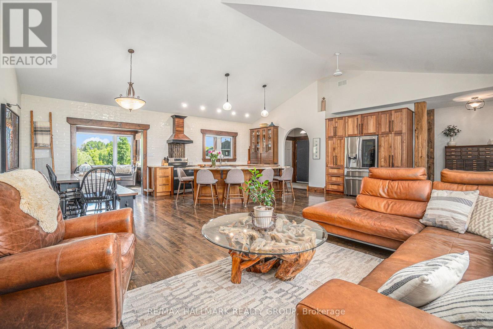 422 Old Coach Road