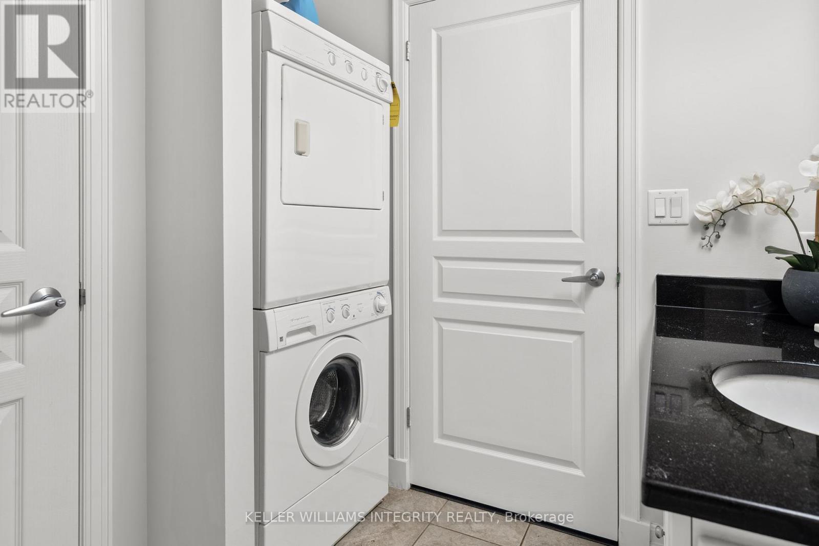 309 - 200 Besserer Street N
