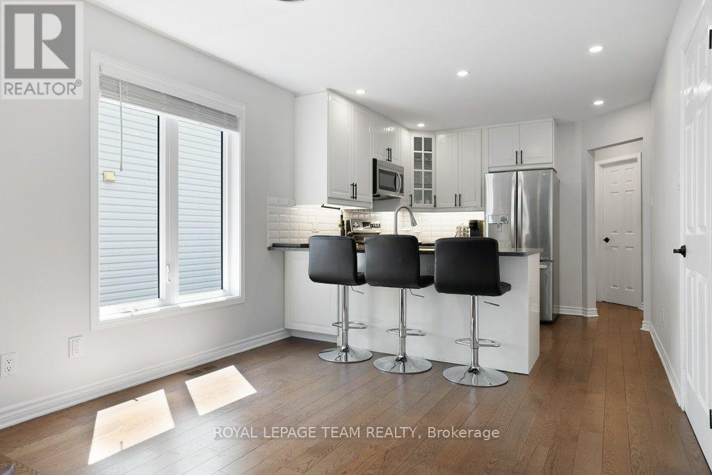 8 Black Rivers Place