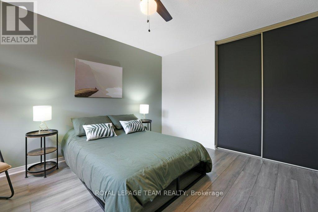 8 Black Rivers Place