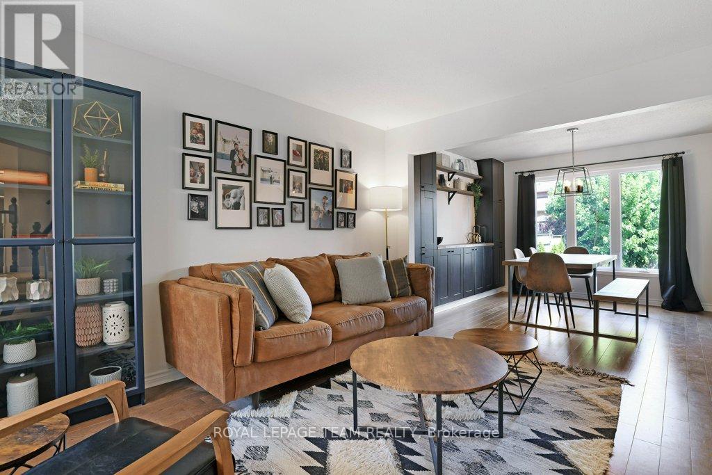 8 Black Rivers Place