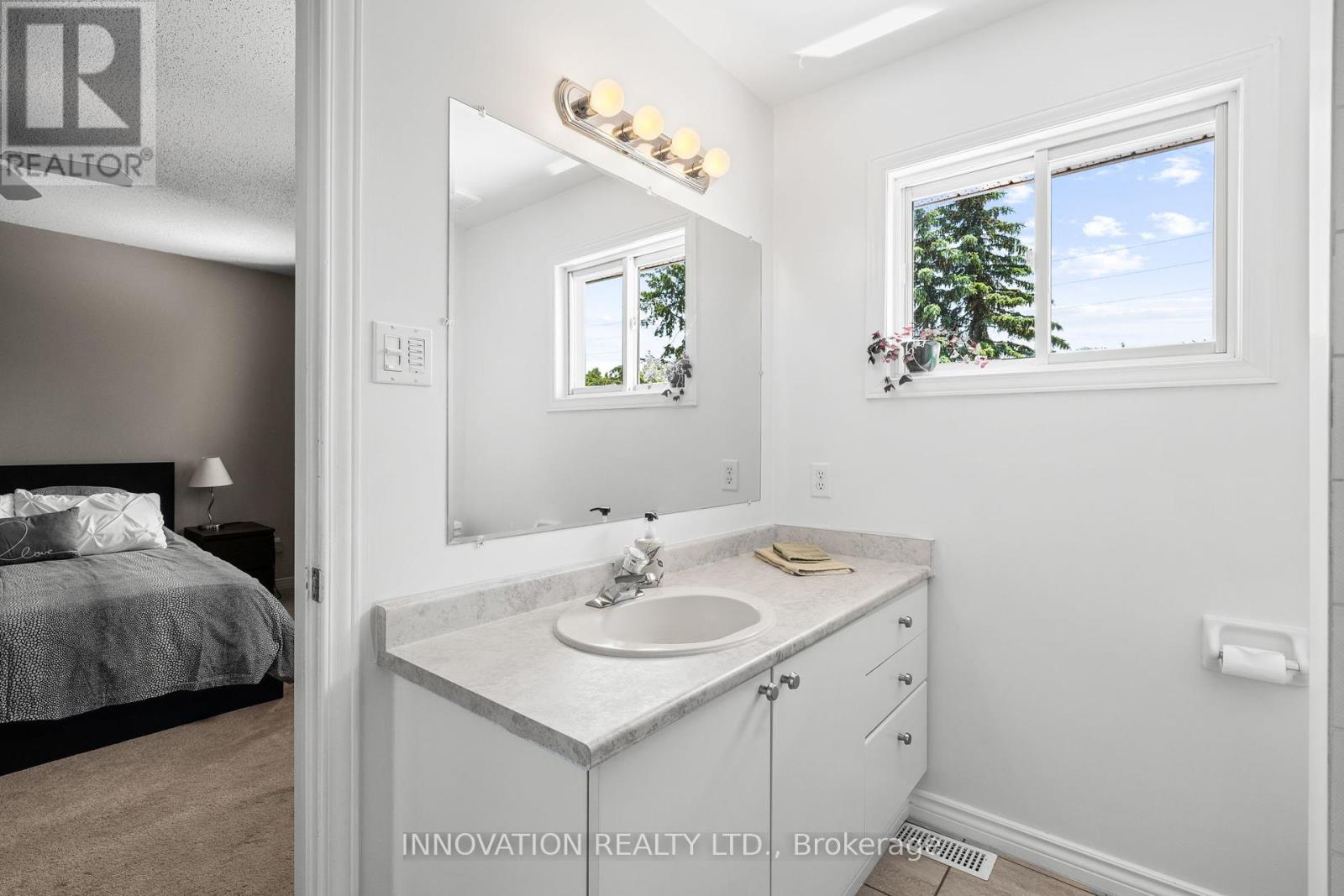 3 Kathleen Crescent