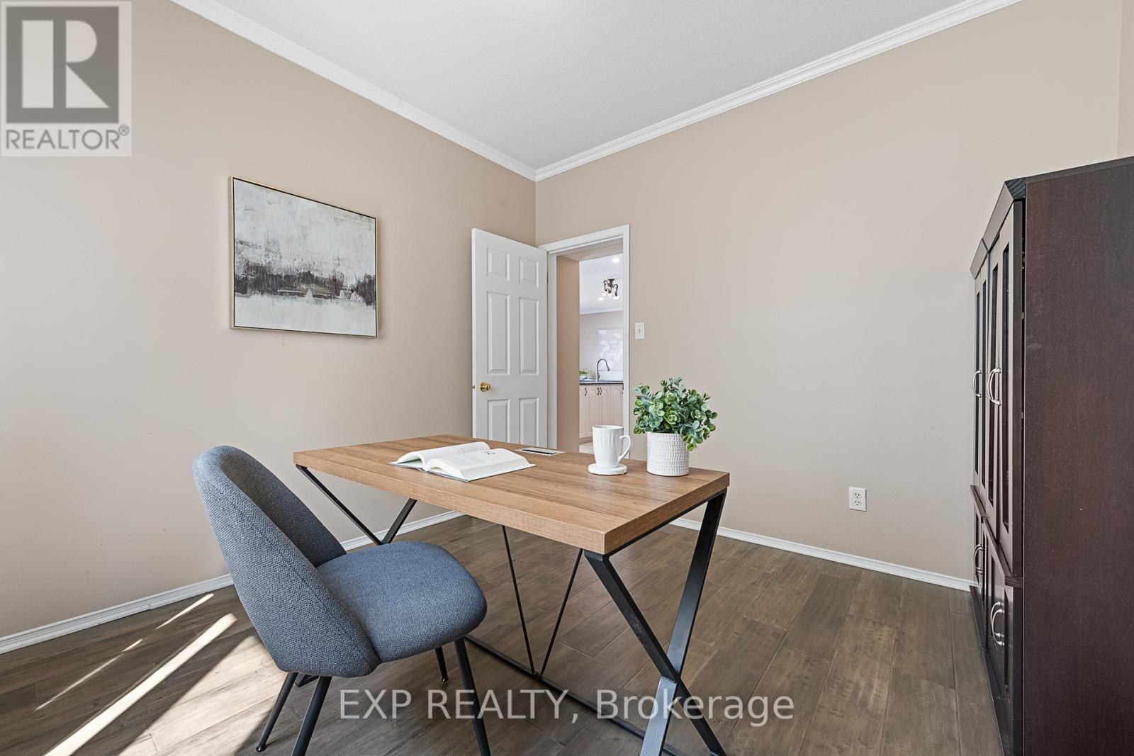 2132 Valenceville Crescent
