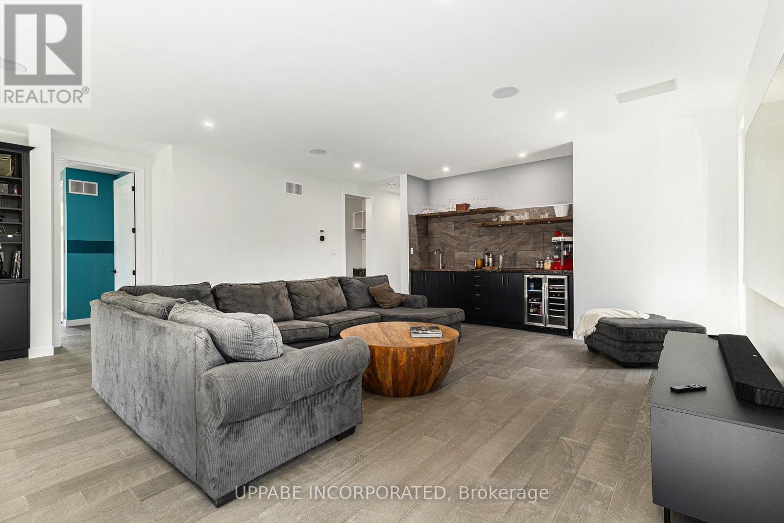2068 Richmond Road