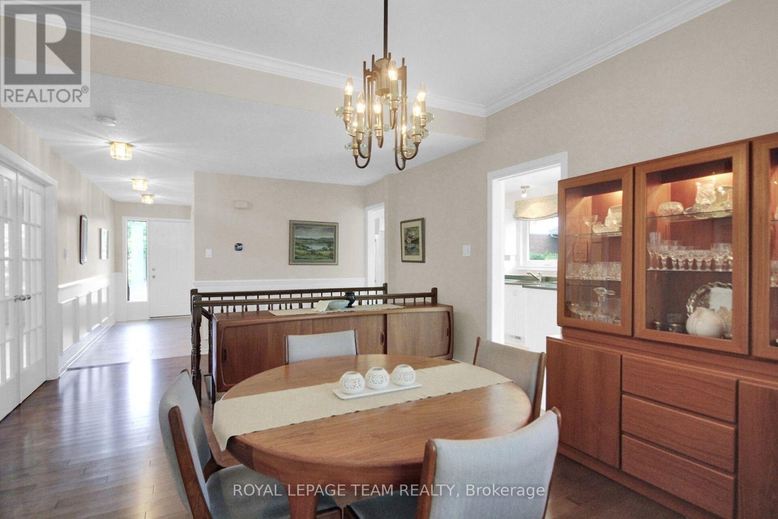 20 Grand Cedar Court
