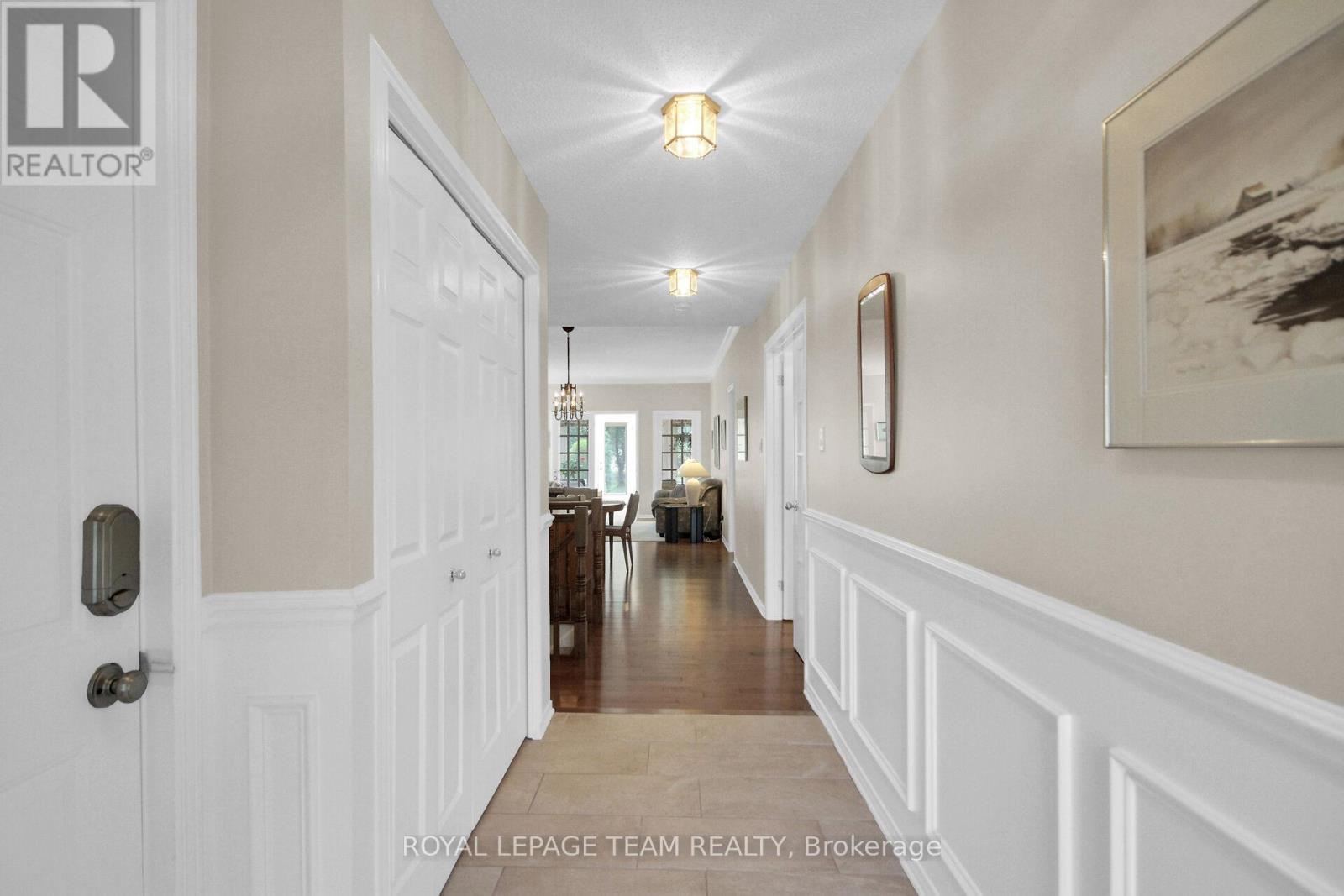 20 Grand Cedar Court
