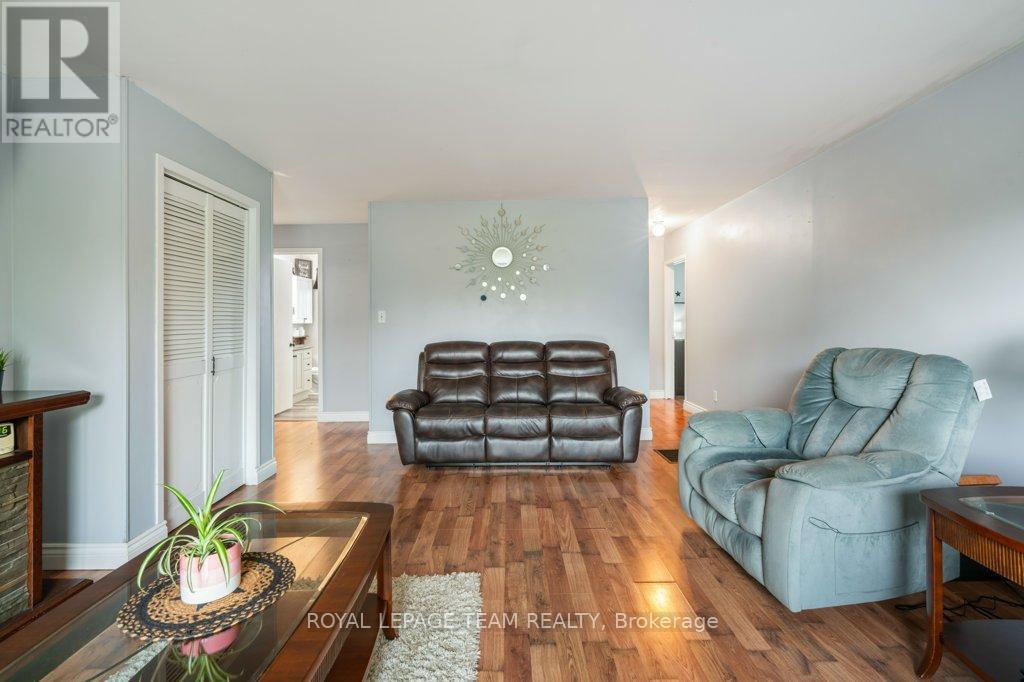 5466 County 8 Road