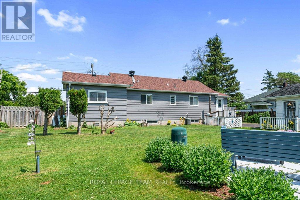 5466 County 8 Road