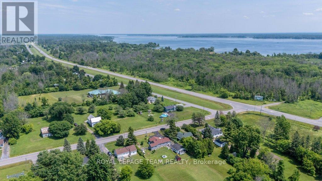 5466 County 8 Road