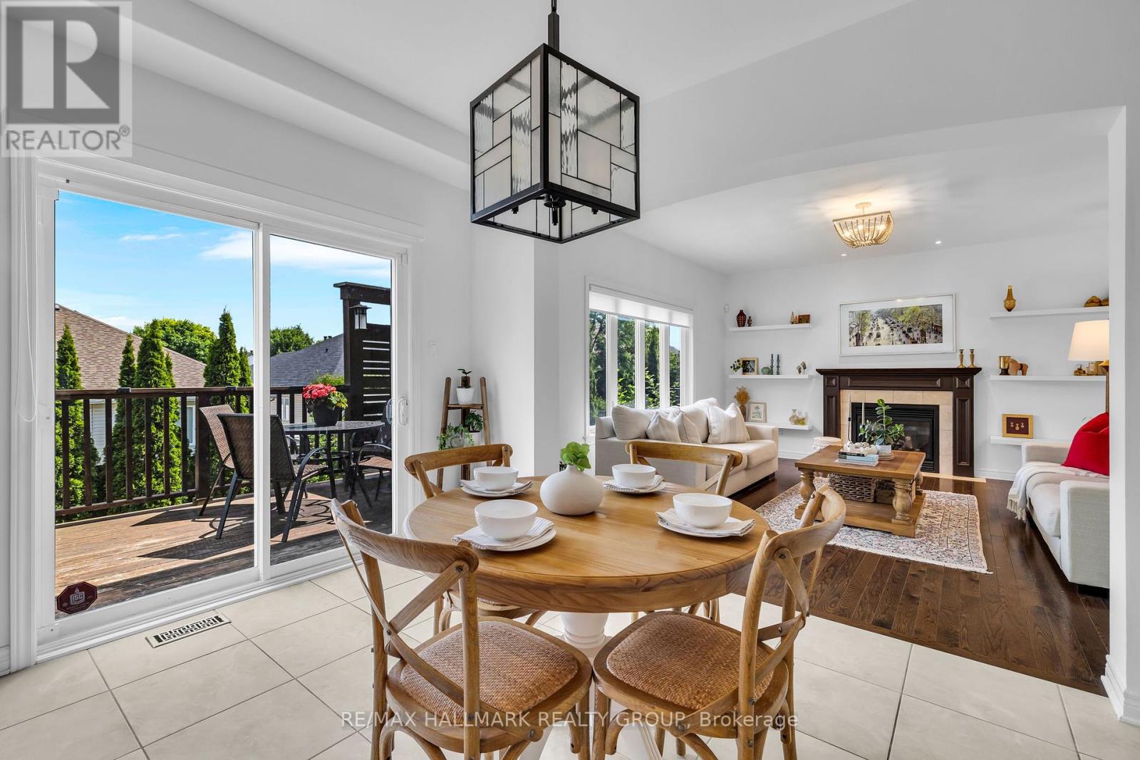451 Landswood Way