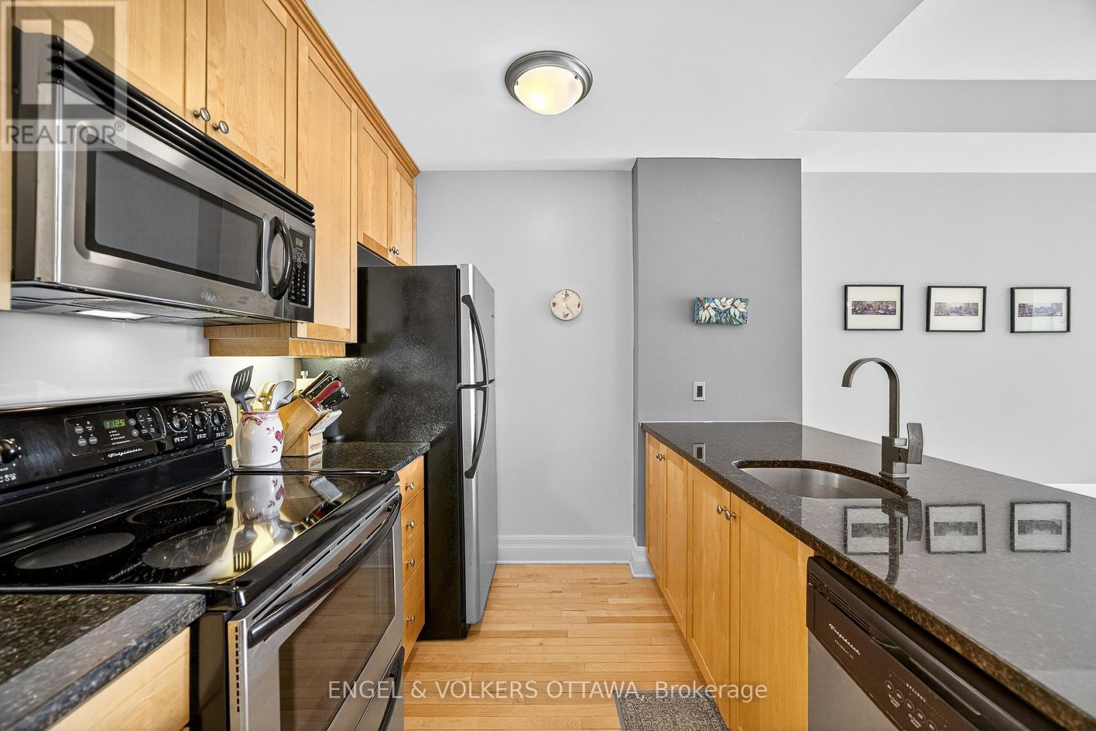 404 - 420 Berkley Avenue