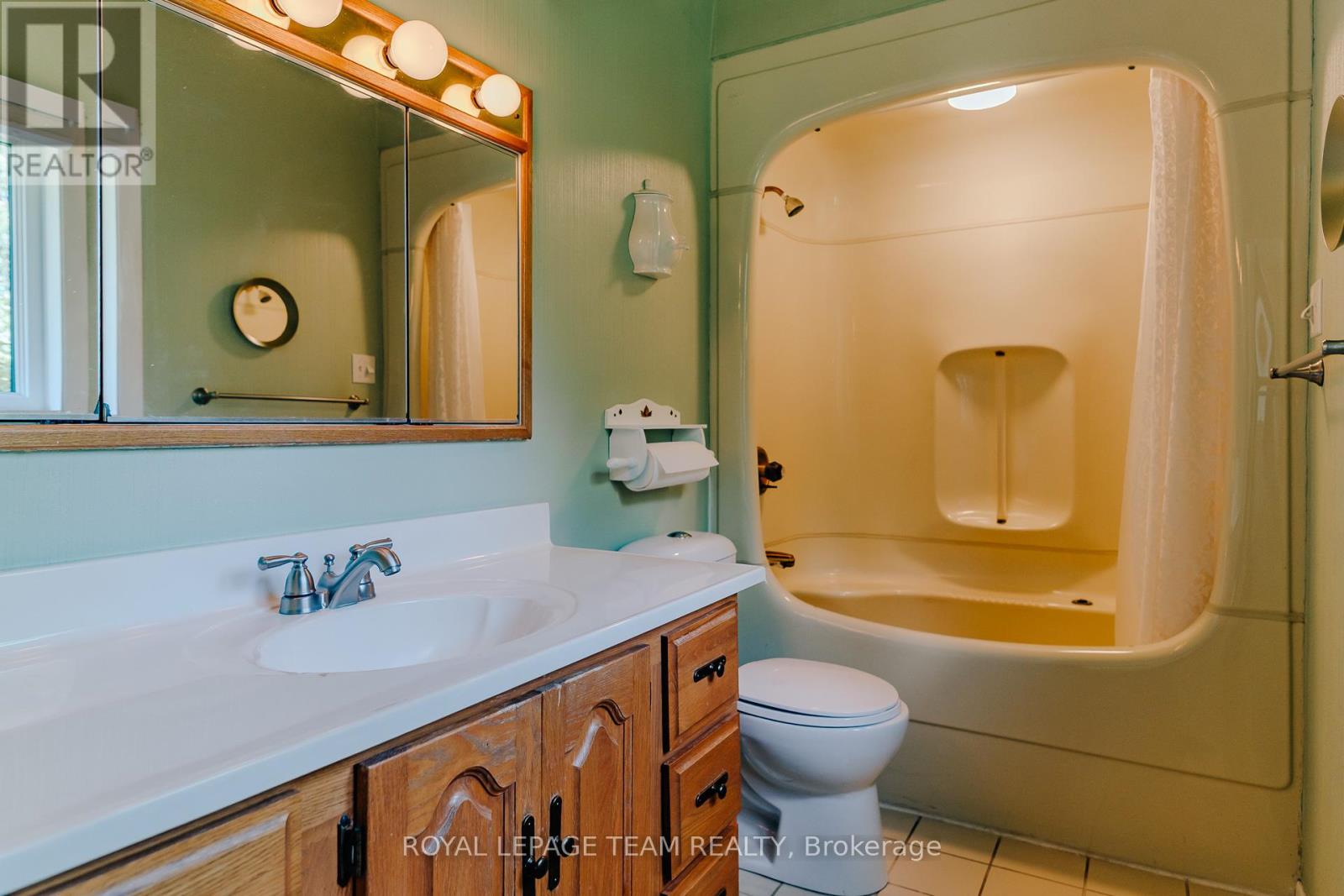 1231 Fairway Drive