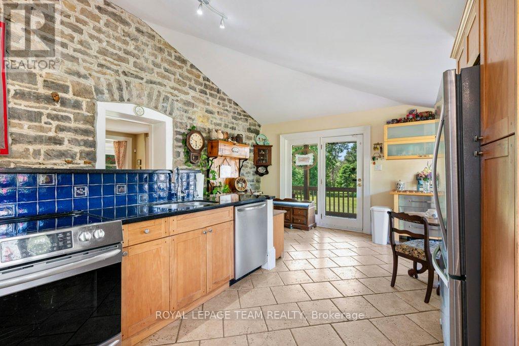 10095 Shaw Road