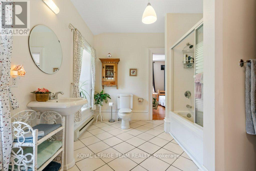 10095 Shaw Road