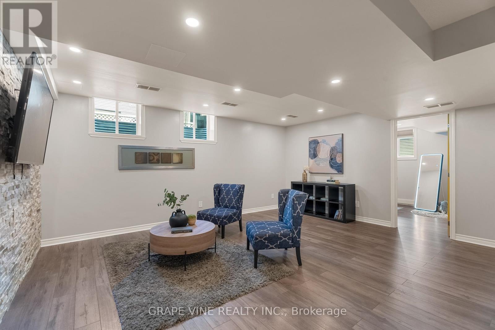 2634 Fallingwater Circle