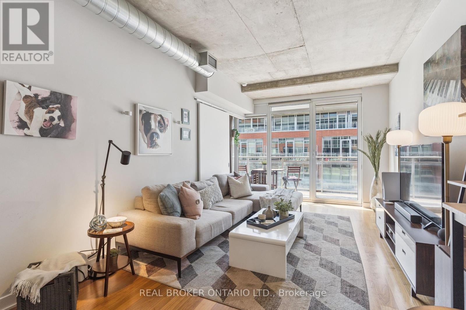 623 - 349 Mcleod Street