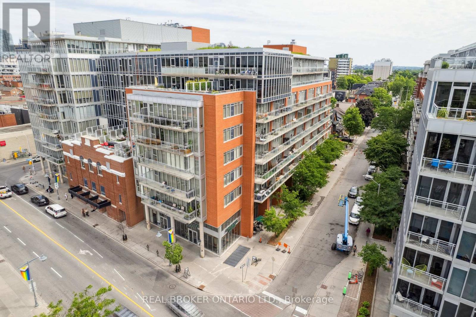 623 - 349 Mcleod Street
