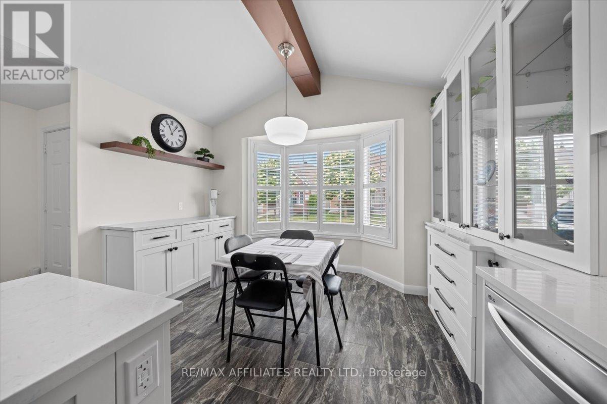 - - 1244 Foxborough Private E