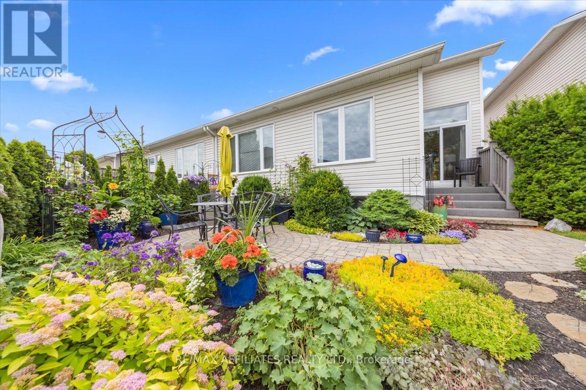 - - 1244 Foxborough Private E