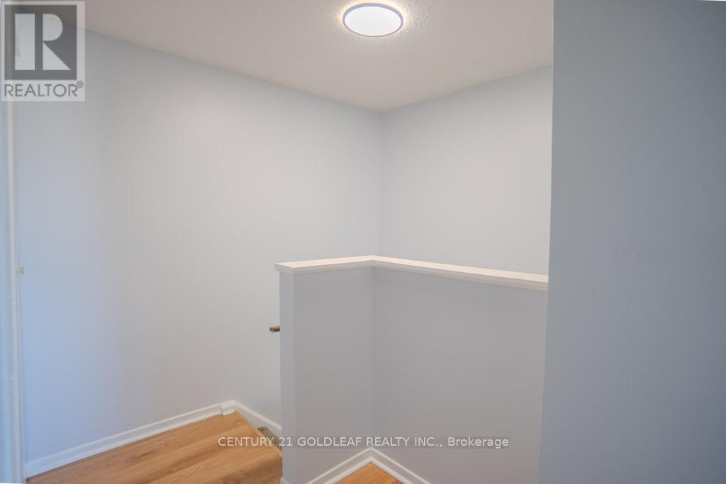 75 - 5 Sonnet Crescent
