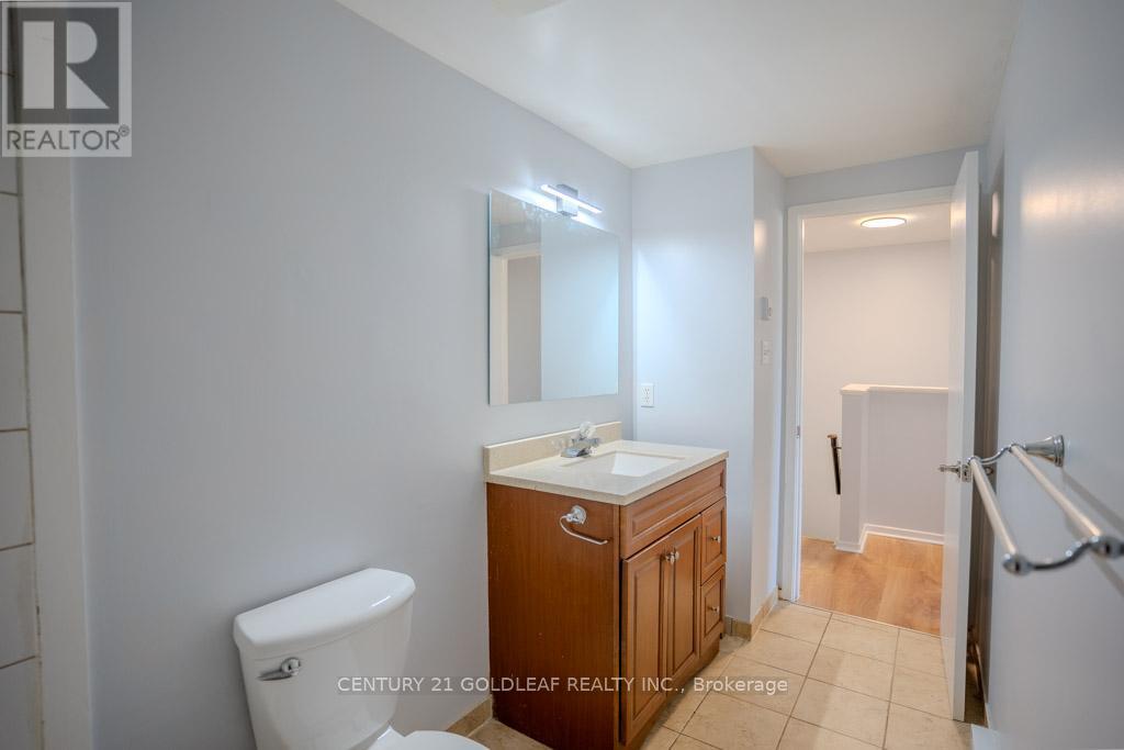 75 - 5 Sonnet Crescent