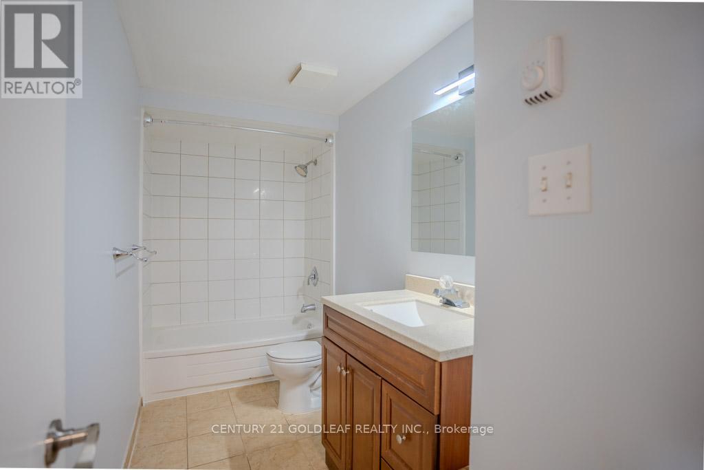 75 - 5 Sonnet Crescent