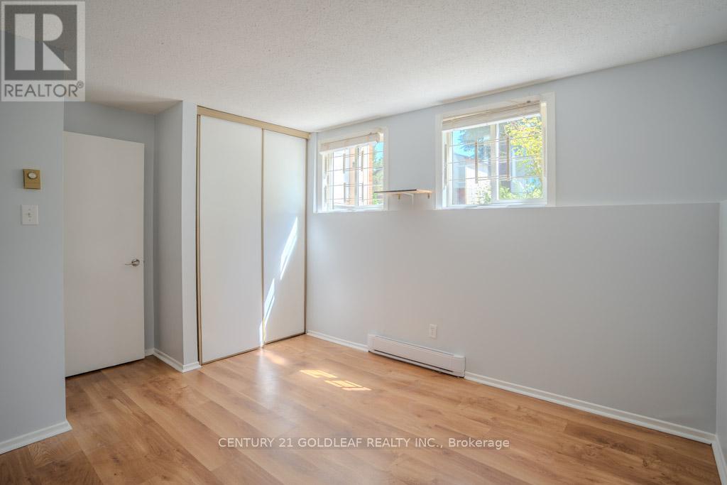 75 - 5 Sonnet Crescent