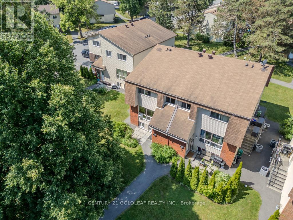 75 - 5 Sonnet Crescent