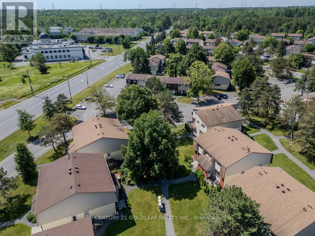 75 - 5 Sonnet Crescent