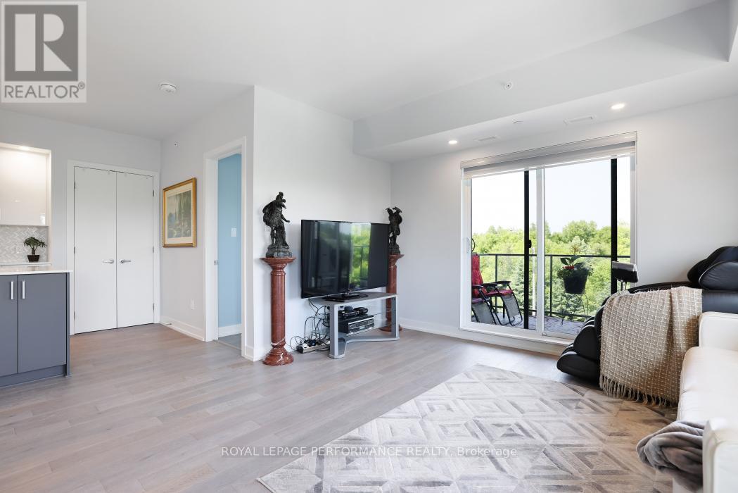 Unit 308 - 280 Herzberg Road