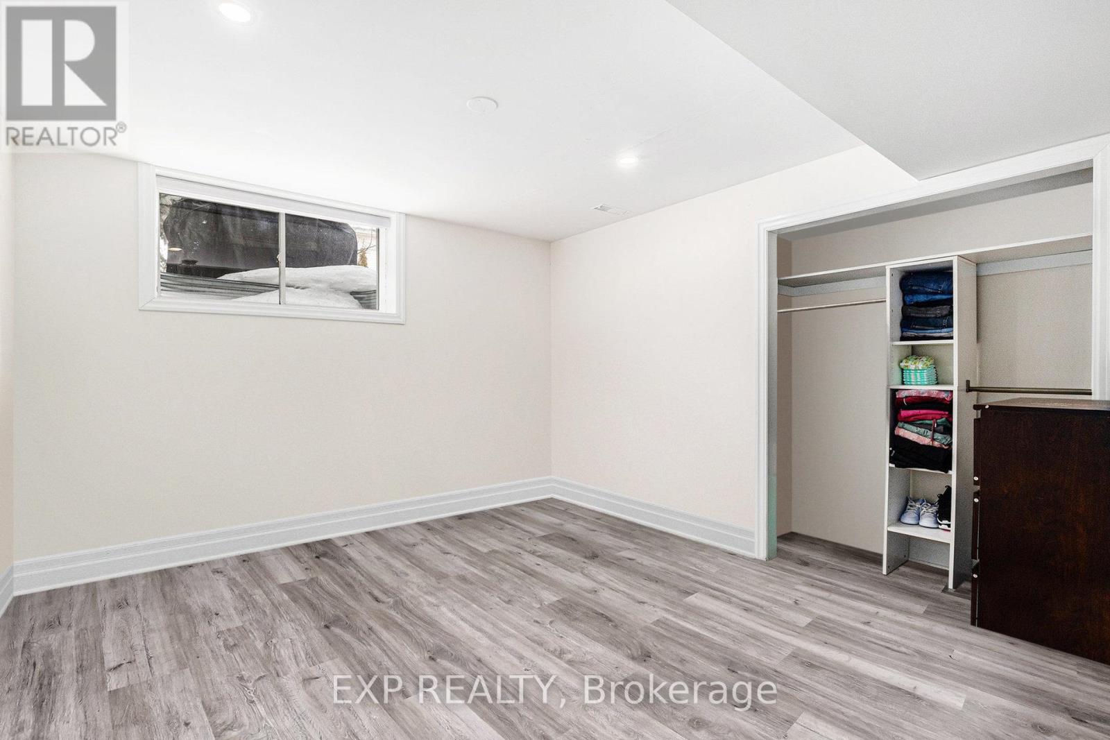 182 Sunita Crescent