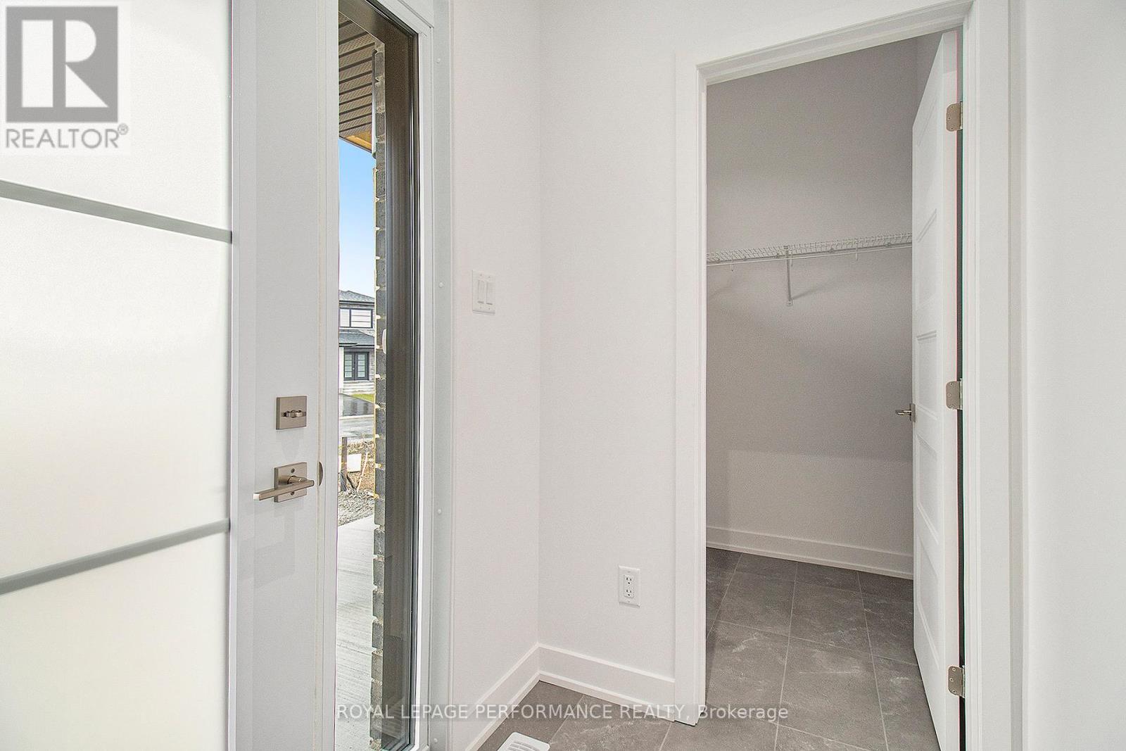 76 Rutile Street
