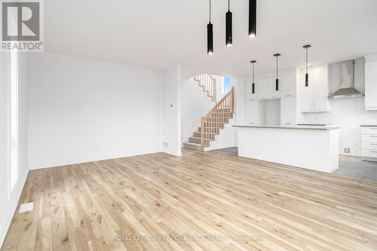 76 Rutile Street