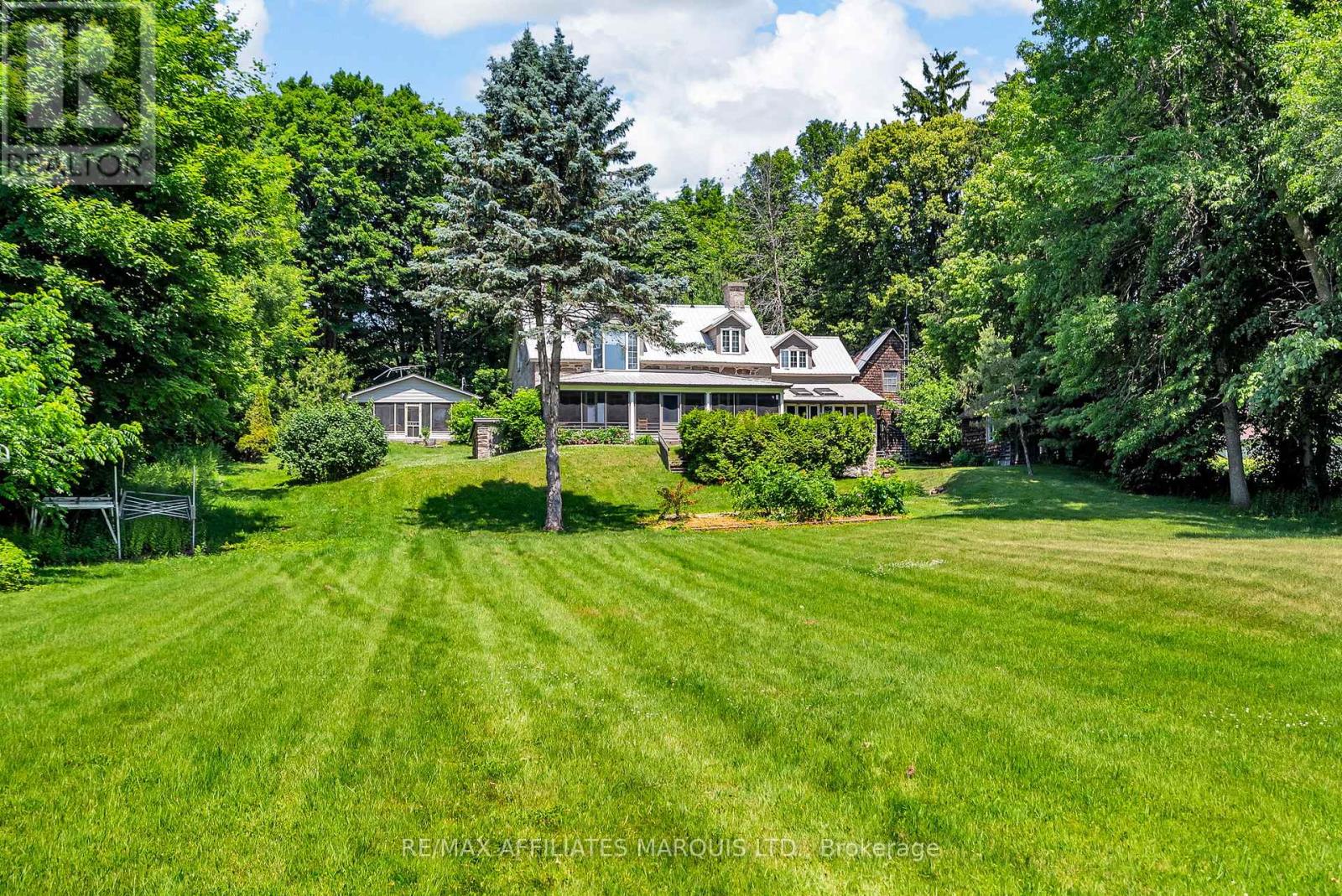 20824 South Service Road