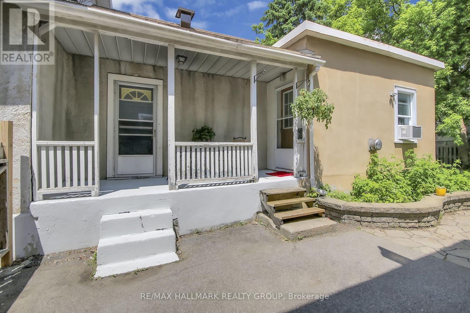 299 Parkdale Avenue