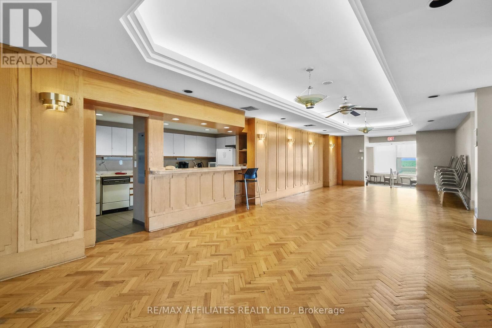 U1503 - 2759 Carousel Crescent