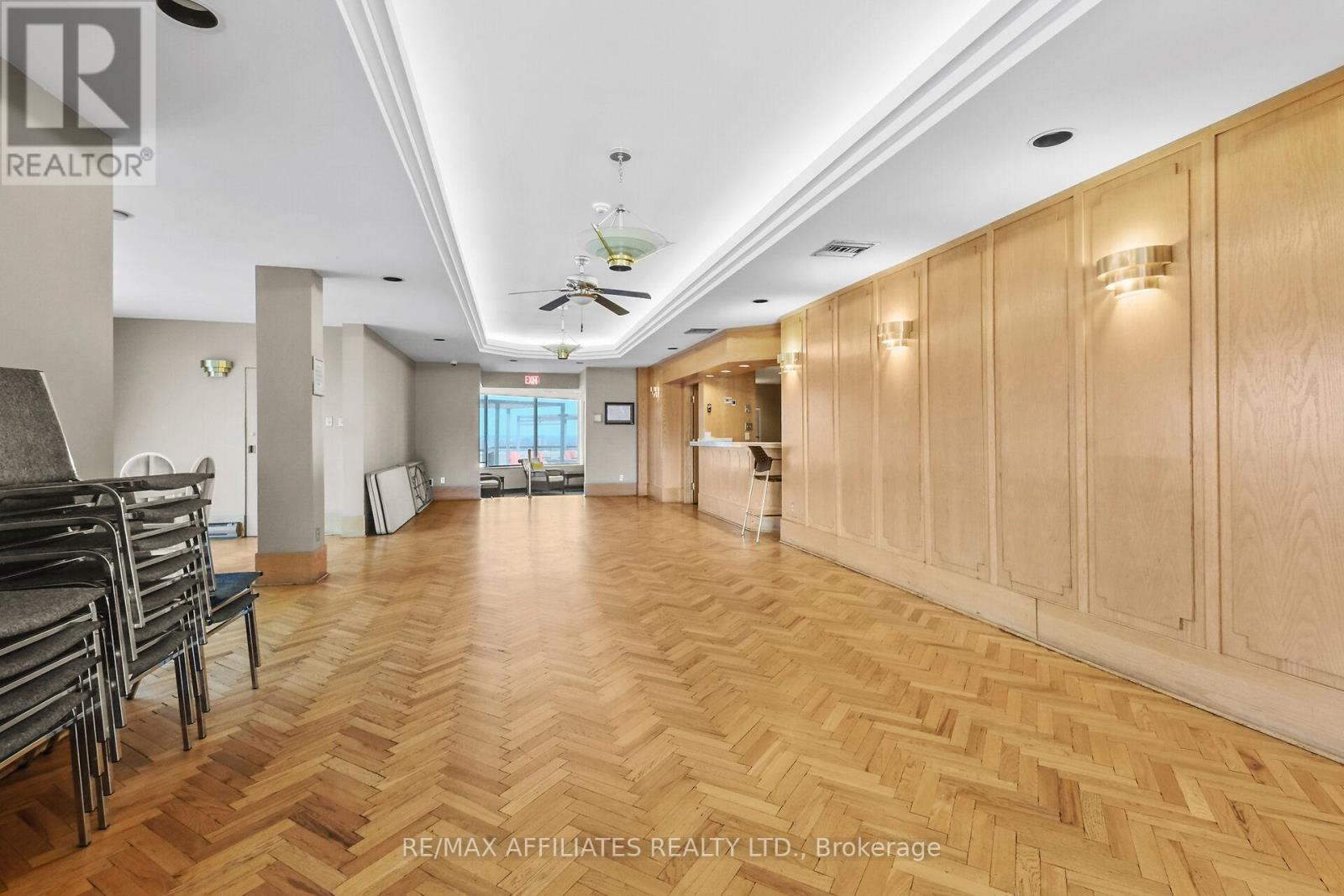 U1503 - 2759 Carousel Crescent