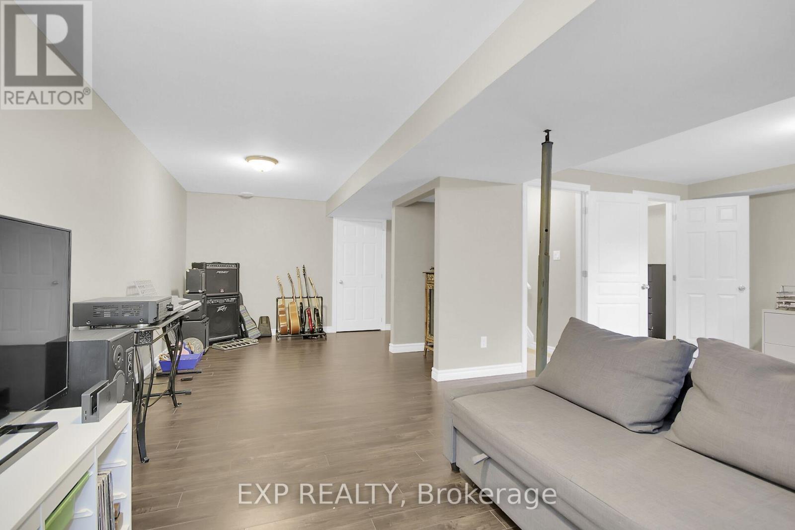 332 Finner Court