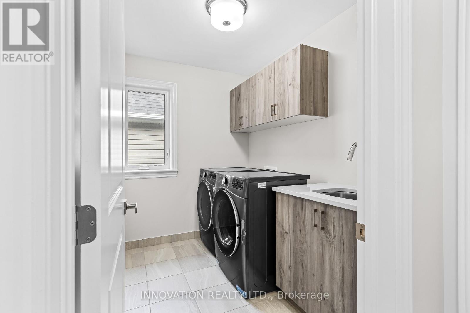 908 Echinacea Row
