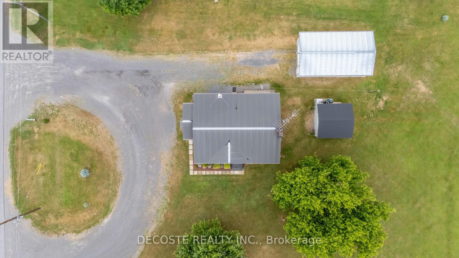 20330 Lochiel Road
