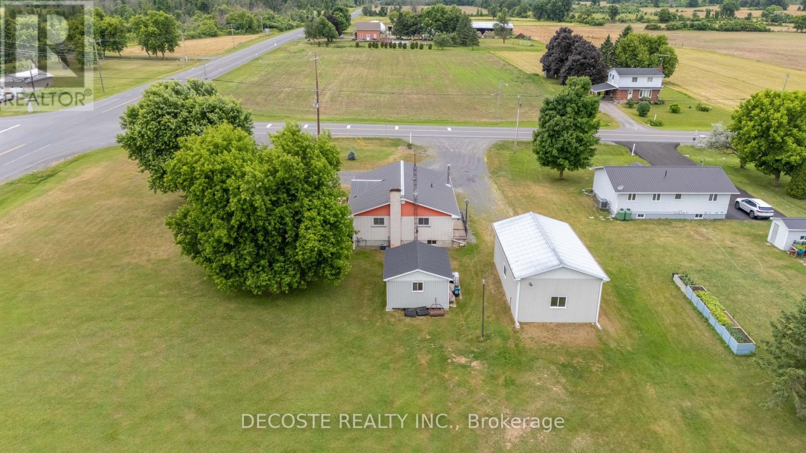 20330 Lochiel Road