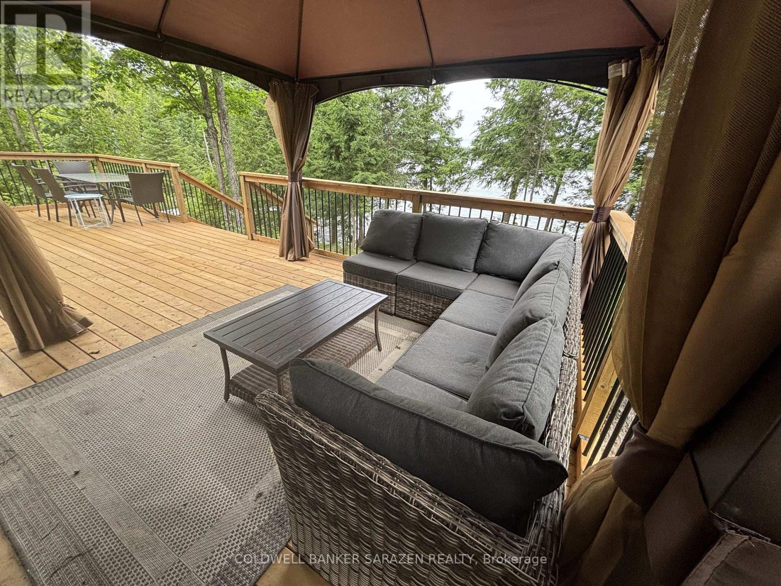 117 Raycroft Peninsula Point