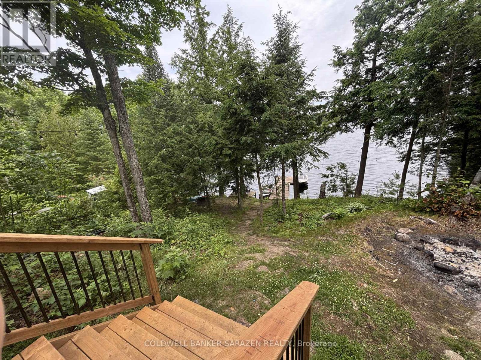 117 Raycroft Peninsula Point