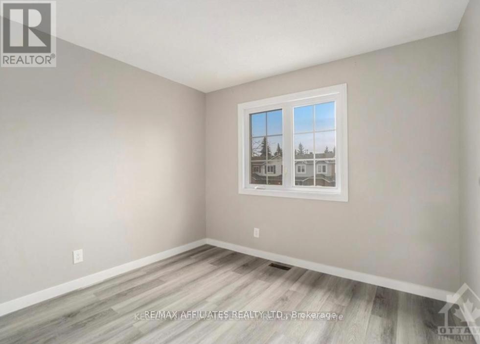 563 Latour Crescent