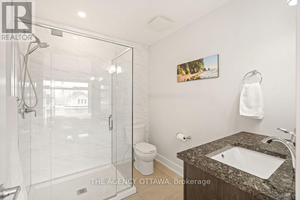 353c Booth Street