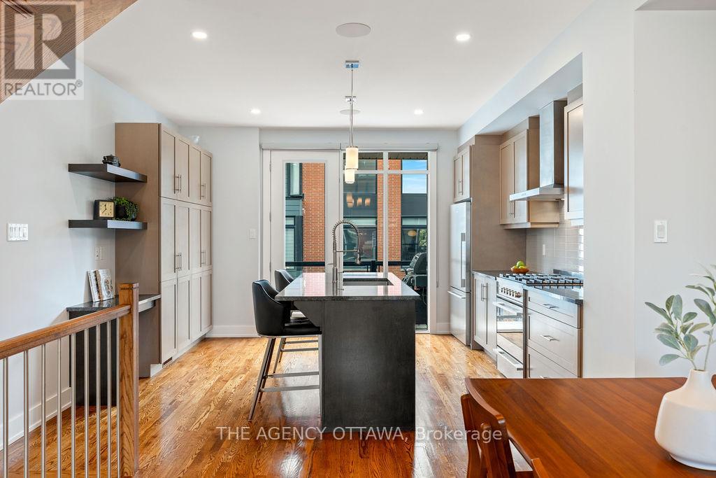 353c Booth Street